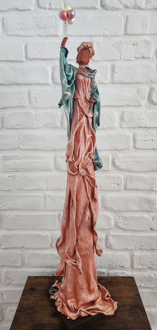 La dame aux ballons - 68cm (VENDUE)